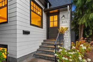 803 W Etruria St, Seattle, WA 98119 - Photo 2