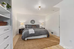 803 W Etruria St, Seattle, WA 98119 - Photo 18