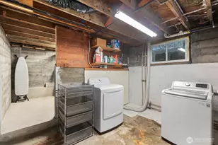 803 W Etruria St, Seattle, WA 98119 - Photo 28