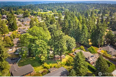 8300 NE 146th Street, Kenmore, WA 98028 - Photo 18