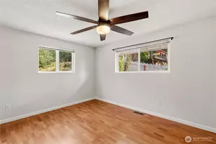 1875 NE Bentley Dr, Bremerton, WA 98311 - Photo 18