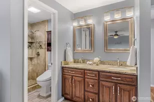 11907 NE 133rd Pl, Kirkland, WA 98034 - Photo 22