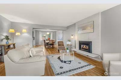 11907 NE 133rd Place, Kirkland, WA 98034 - Photo 4