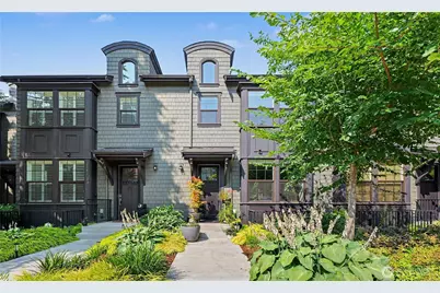 2111 9th Avenue W #22, Seattle, WA 98119 - Photo 2