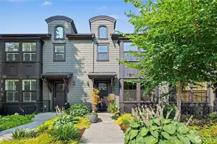 2111 9th Ave W, Seattle, WA 98119 - Photo 2