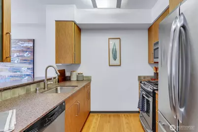 413 NE 70th Street #309, Seattle, WA 98115 - Photo 14