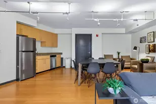 413 NE 70th St, Seattle, WA 98115 - Photo 26