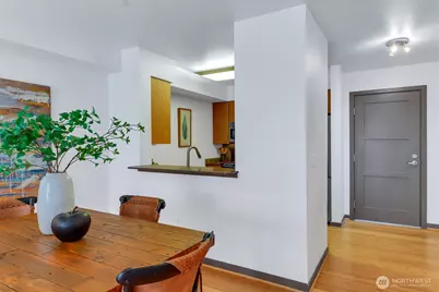 413 NE 70th Street #309, Seattle, WA 98115 - Photo 12