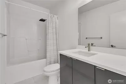 4206 S Greenbelt Station Drive, Seattle, WA 98118 - Photo 20
