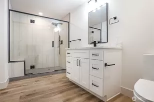 11647 Beacon Ave S, Seattle, WA 98178 - Photo 26