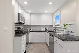3638 50th Ave, Seattle, WA 98116 - Photo 14