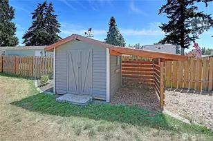 663 Chapman Rd, Camano Island, WA 98282 - Photo 8