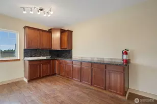 261043 Hwy 101, Sequim, WA 98382 - Photo 8
