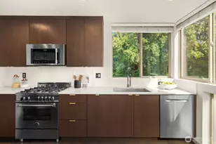 2531 13th Ave S, Seattle, WA 98144 - Photo 10