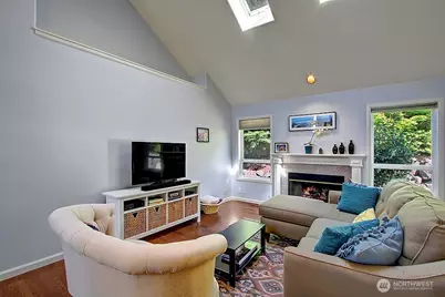 14 10th Place S, Kirkland, WA 98033 - Photo 8