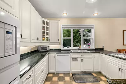 1005 11th Street, Bellingham, WA 98225 - Photo 22