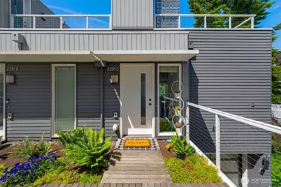 2251 14th Avenue W #C, Seattle, WA 98119 - Photo 32