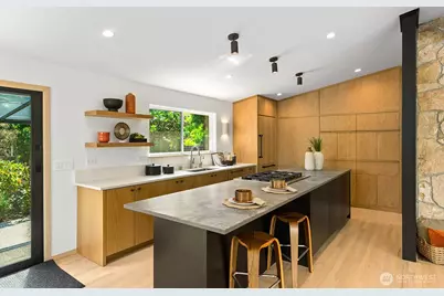 5231 S Othello Street, Seattle, WA 98118 - Photo 10
