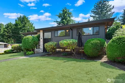 5231 S Othello Street, Seattle, WA 98118 - Photo 2