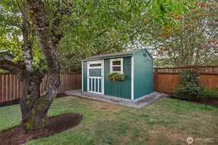 17005 159th Pl SE, Renton, WA 98058 - Photo 36