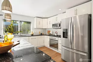 17005 159th Pl SE, Renton, WA 98058 - Photo 14