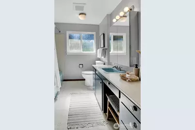 1714 NE Brockman Place, Seattle, WA 98125 - Photo 14