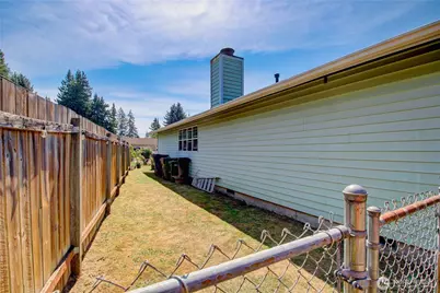 5219 101st Place NE, Marysville, WA 98270 - Photo 26
