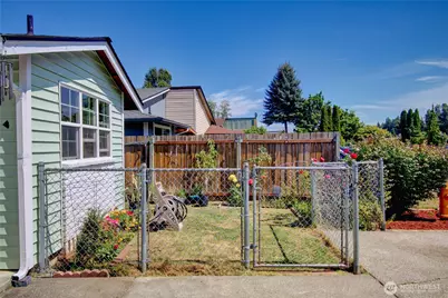 5219 101st Place NE, Marysville, WA 98270 - Photo 36