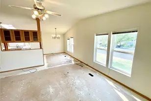 731 NE Dawson St, College Place, WA 99324 - Photo 4