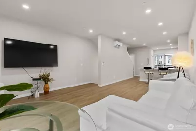 23413 Edmonds Wy #A2, Edmonds, WA 98026 - Photo 12