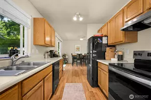 1720 S 6th St, Mount Vernon, WA 98273 - Photo 8