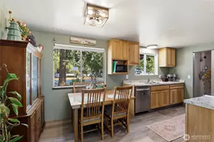 2422 Hennessy Ln, Port Angeles, WA 98363 - Photo 10
