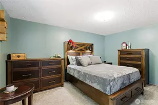 2422 Hennessy Ln, Port Angeles, WA 98363 - Photo 14