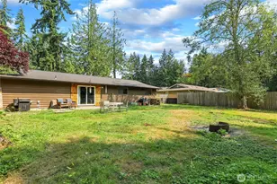 2422 Hennessy Ln, Port Angeles, WA 98363 - Photo 24