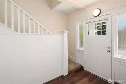 332 NE 50th Street, Seattle, WA 98105 - Photo 10