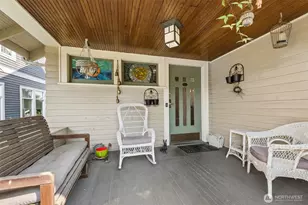 130 29th Ave, Seattle, WA 98122 - Photo 2