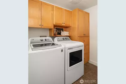 11517 Tyler Place NE, Bainbridge Island, WA 98110 - Photo 24