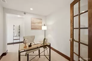 2716 Warren Ave N, Seattle, WA 98109 - Photo 30