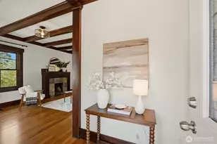 2716 Warren Ave N, Seattle, WA 98109 - Photo 4