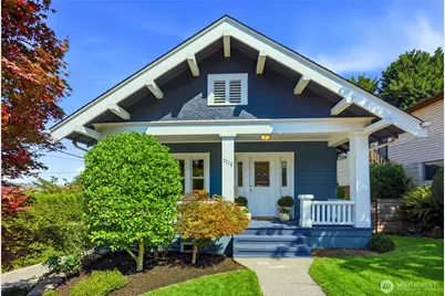 2716 Warren Avenue N, Seattle, WA 98109 - Photo 1