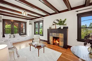 2716 Warren Ave N, Seattle, WA 98109 - Photo 8