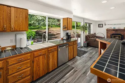 16530 237th Avenue SE, Issaquah, WA 98027 - Photo 8