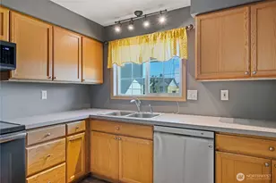 1425 33rd Ave, Longview, WA 98632 - Photo 10