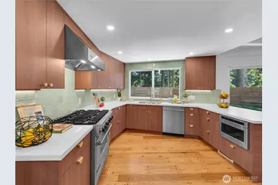 9616 242nd Place SW, Edmonds, WA 98020 - Photo 8