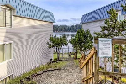 924 Shorewood Drive #C28, Bremerton, WA 98312 - Photo 22