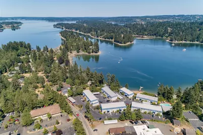 924 Shorewood Drive #C28, Bremerton, WA 98312 - Photo 1