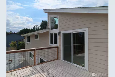 7565 Crescent Lane, Anacortes, WA 98221 - Photo 6