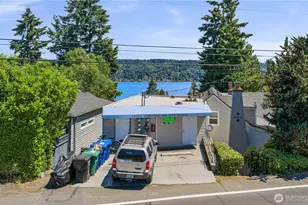 12340 Sand Point Way NE, Seattle, WA 98125 - Photo 2