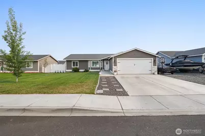 925 Mt Adams E, Othello, WA 99344 - Photo 6