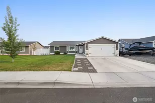 925 Mt Adams E, Othello, WA 99344 - Photo 6